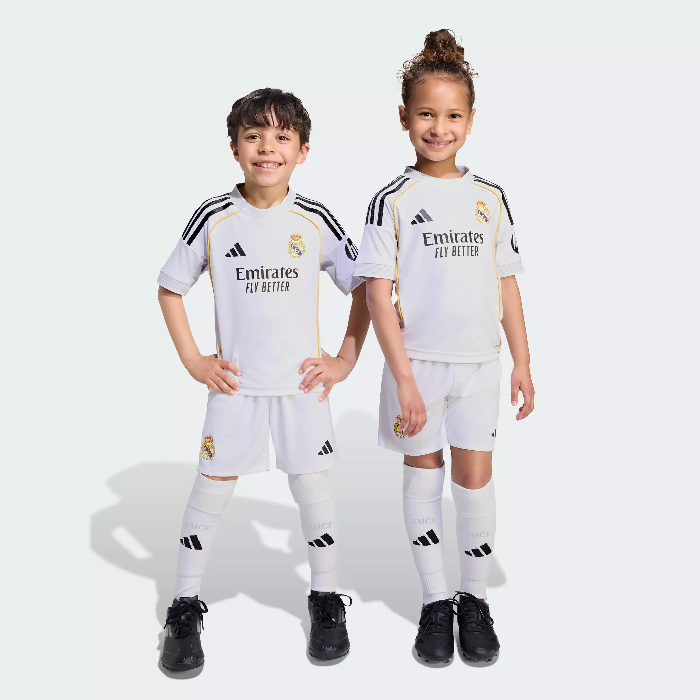 REAL MADRID 25/26 HOME JERSEY KIDS - Image 2